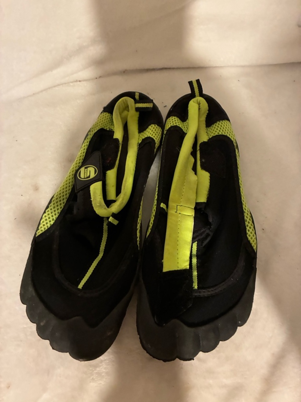 Aqua Shoes